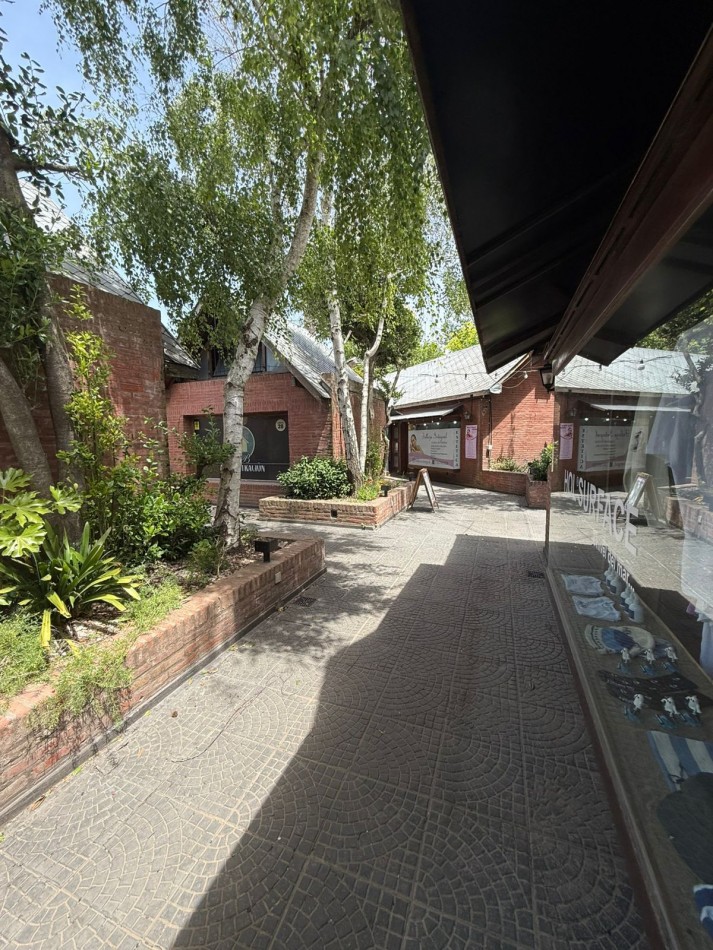 Local en Shopping Down Town