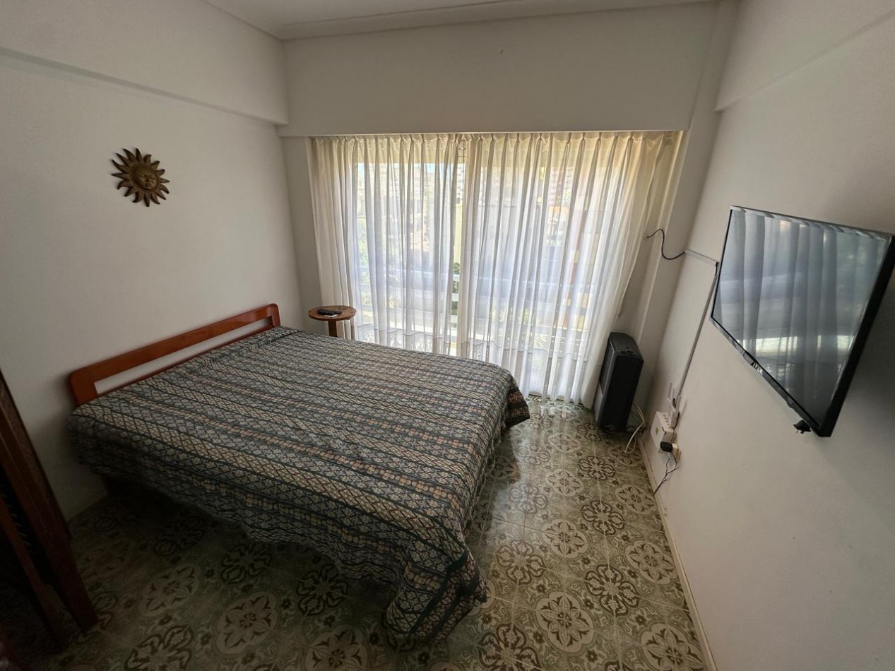 Monoambiente Frente a la Playa y 50 mts de la Peatonal