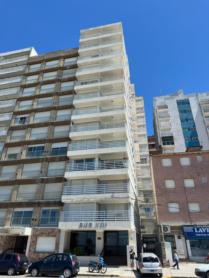 Monoambiente Frente a la Playa y 50 mts de la Peatonal