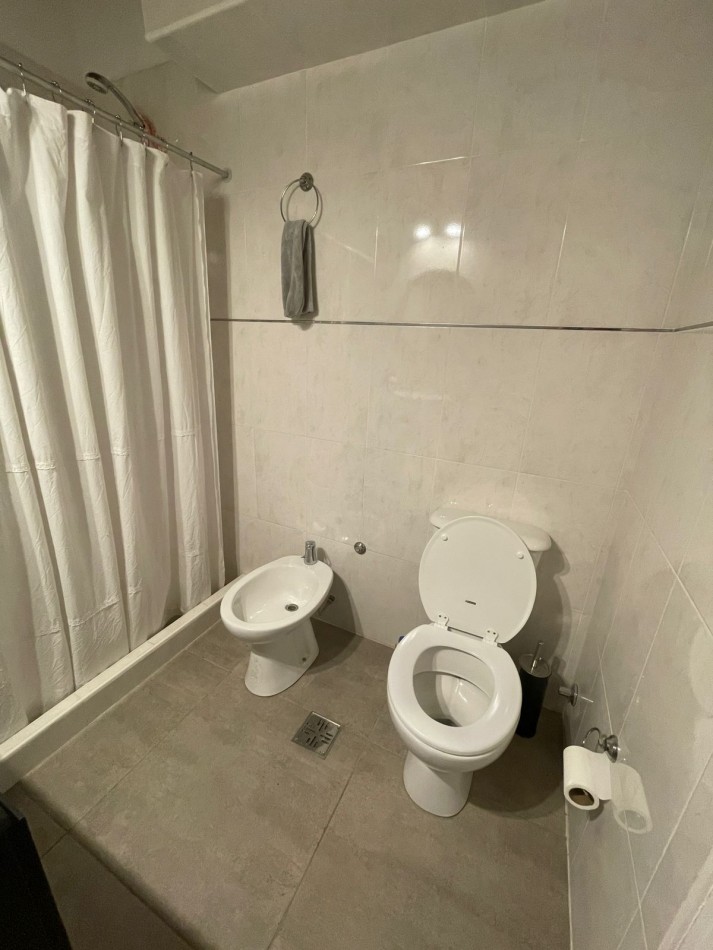 Depto Nuevo con Balcon y Parrilla