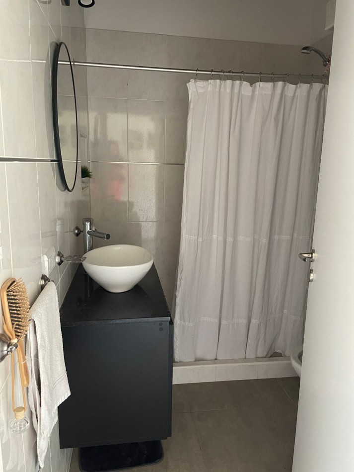 Depto Nuevo con Balcon y Parrilla