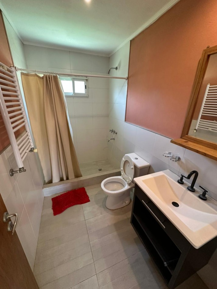 Casa Moderna en Zona 3