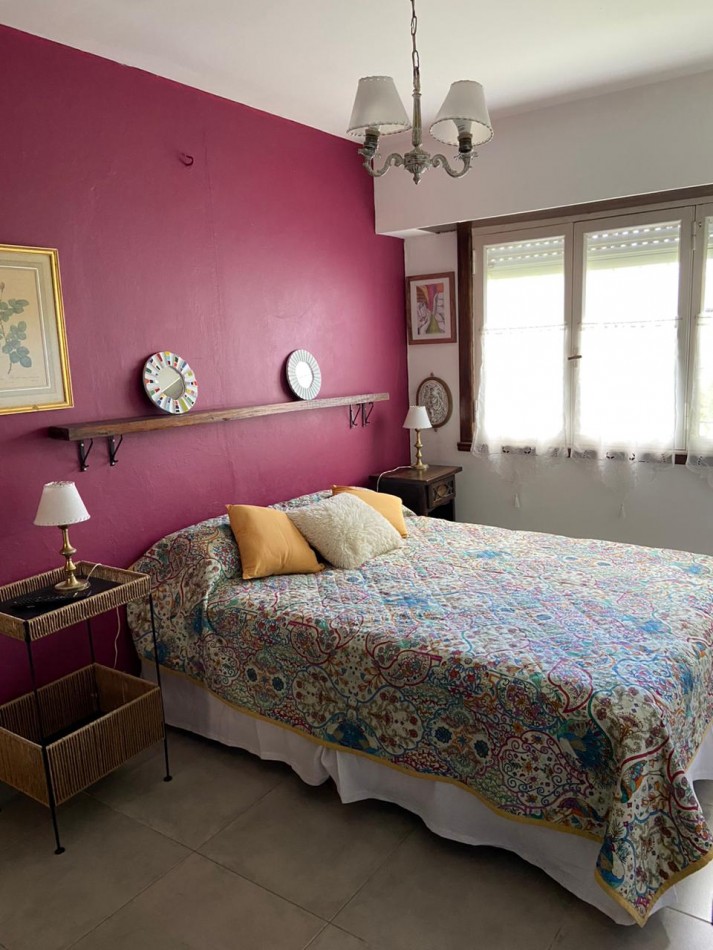 Hermosa Casa con Jardin y Quincho