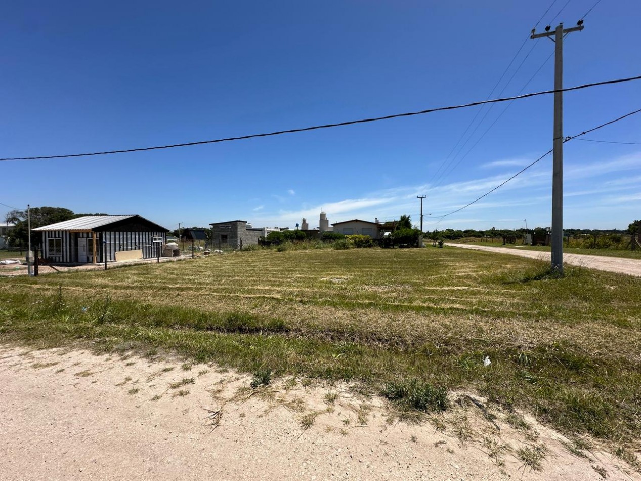 Lote 620 M2 Frente a la Playa