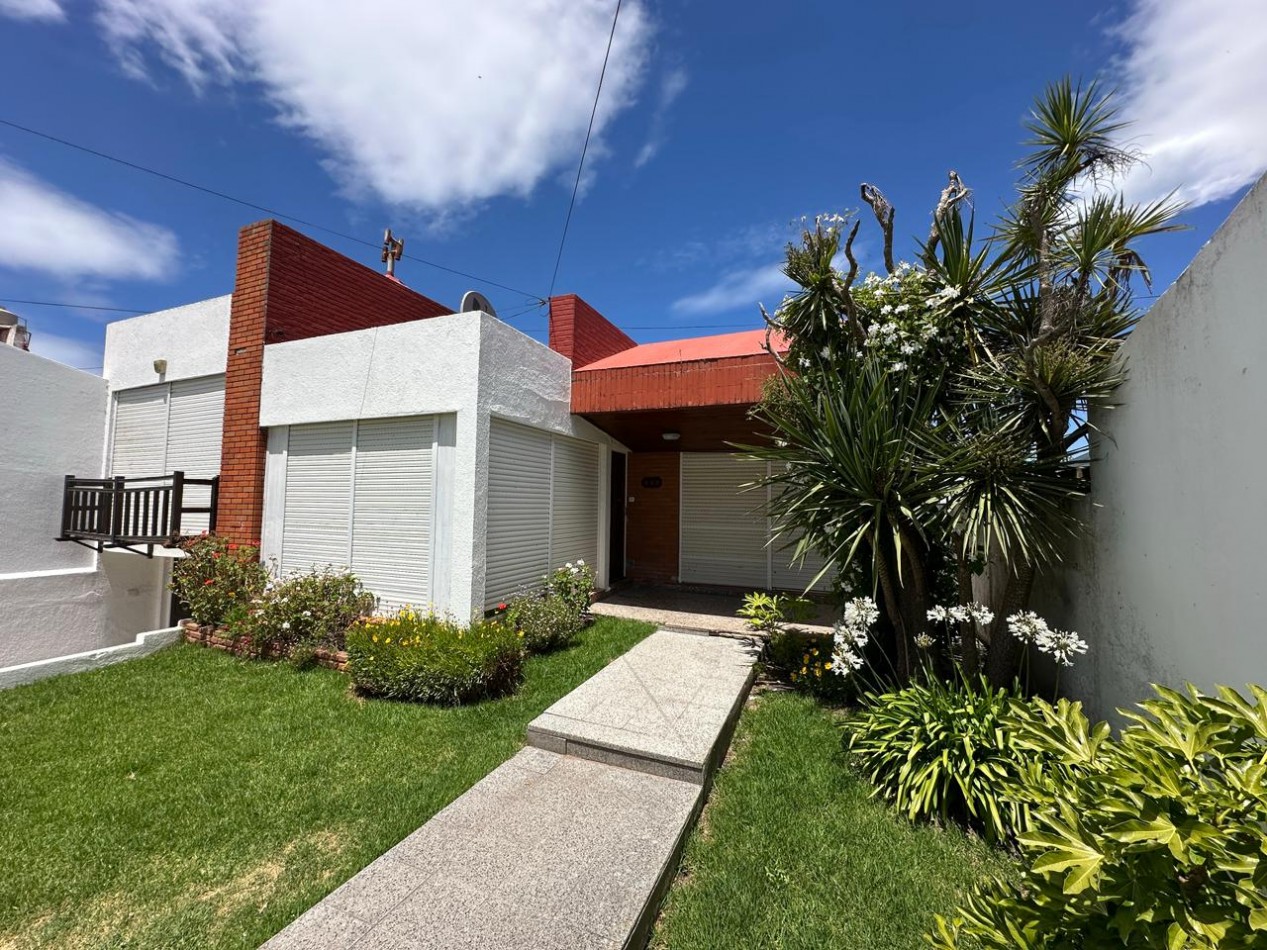 Casa 3 Dormitorios, Jardin y Quincho