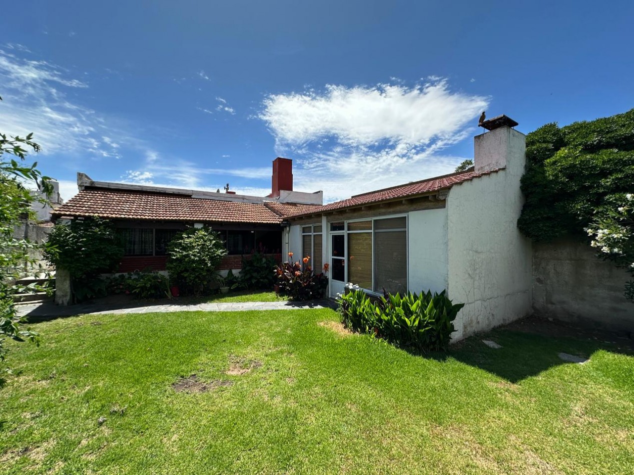 Casa 3 Dormitorios, Jardin y Quincho