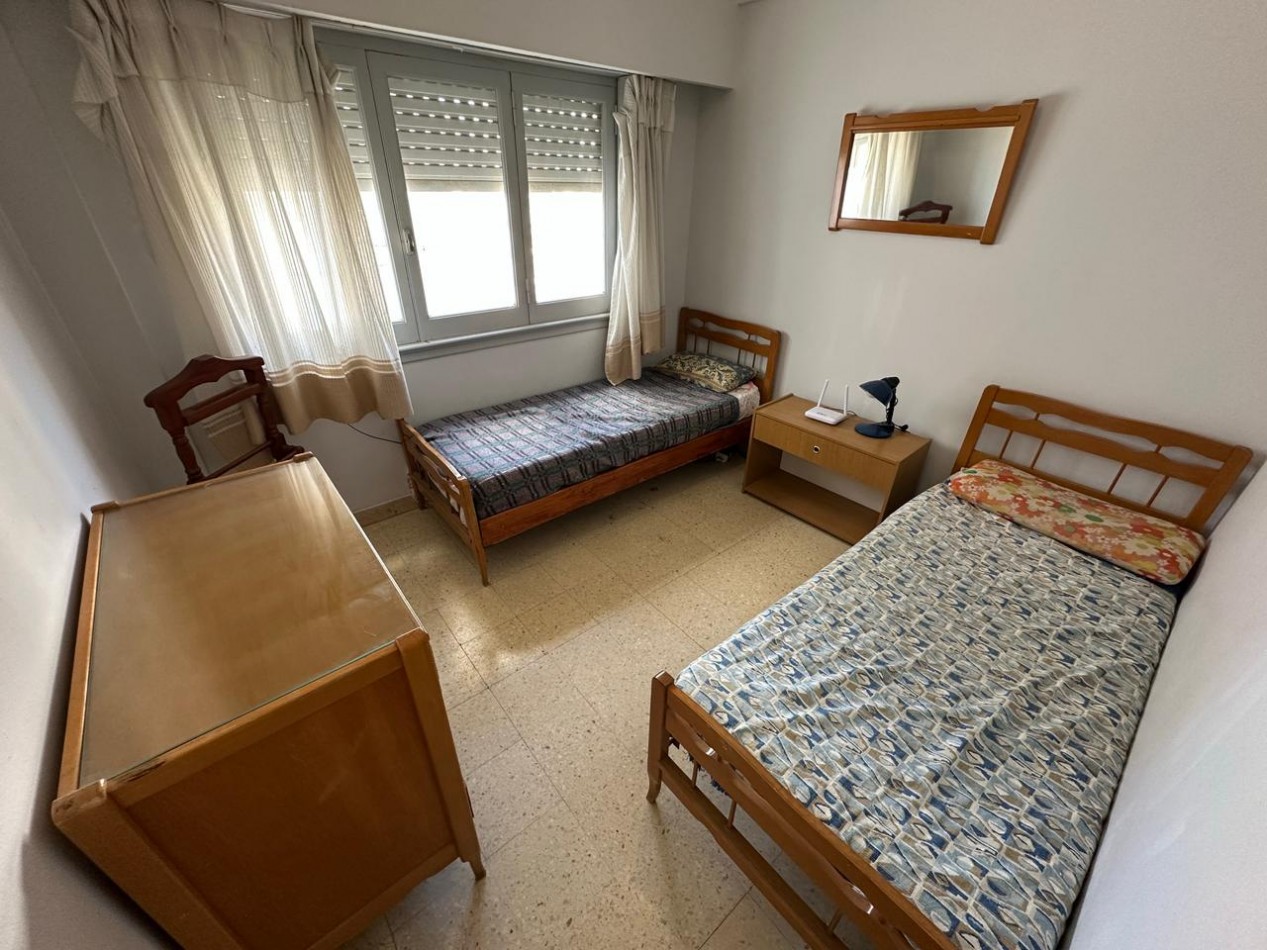 Tres Ambientes con Dependencia en Calle 19 Esquina 14