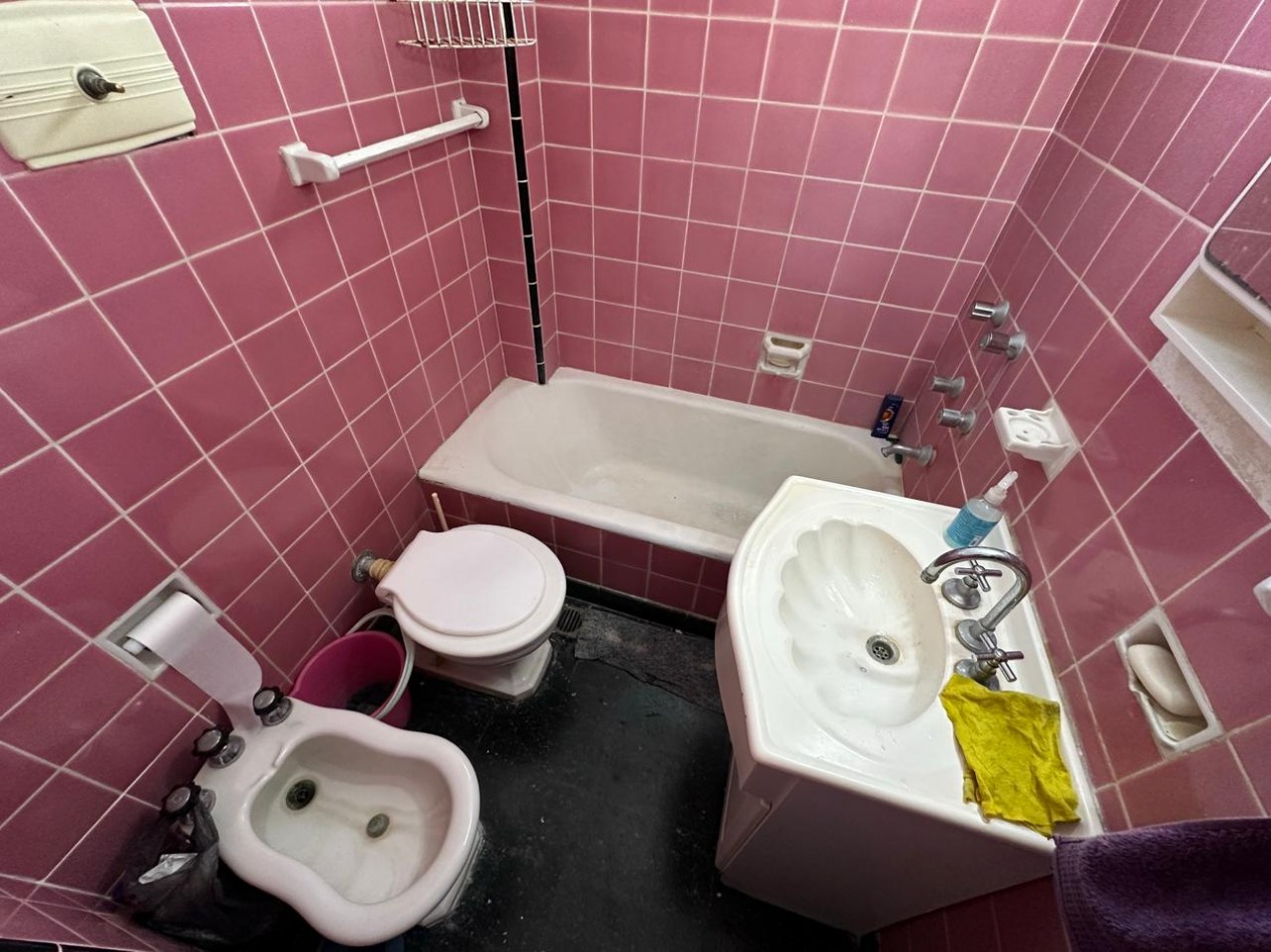 Tres Ambientes con Dependencia en Calle 19 Esquina 14