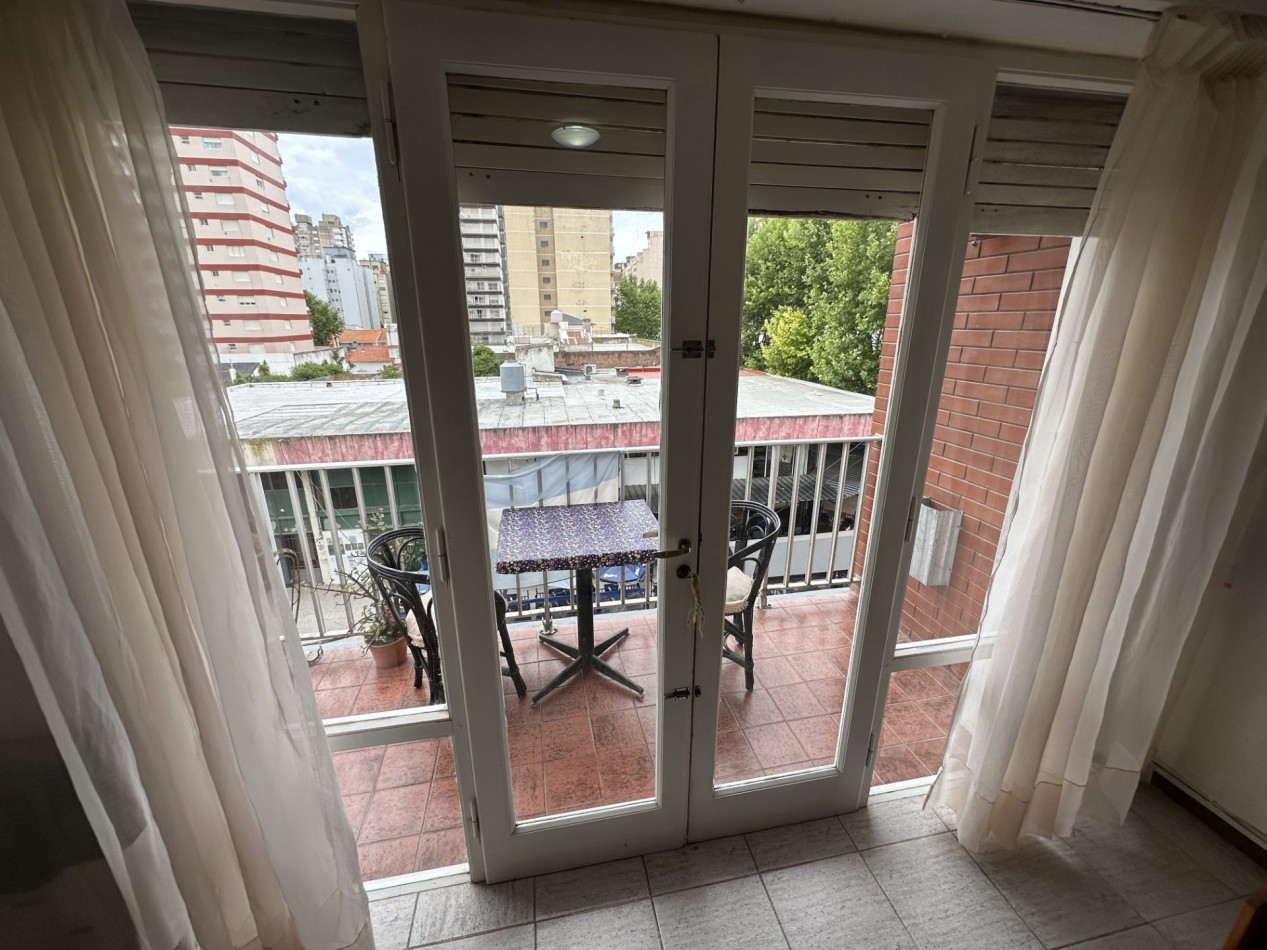 Dos Ambientes 18 y Peatonal